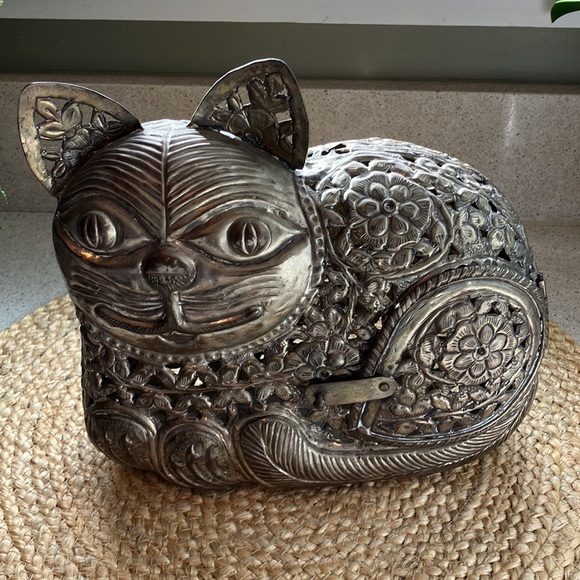 Vintage Raymor Metal Art Cat Sculpture w/ Latched Door Opening - Picture 2 of 16